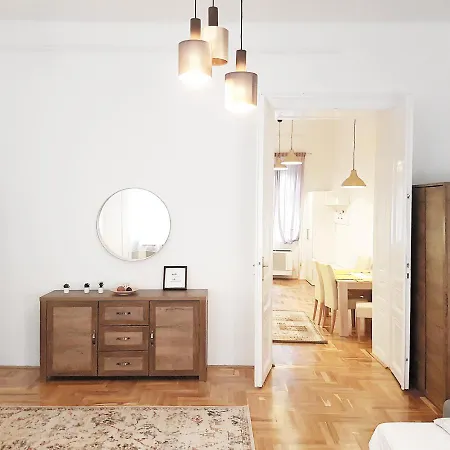 Luxury New Cozy Flat At Dob Street Nearby Gozsdu Court דירה