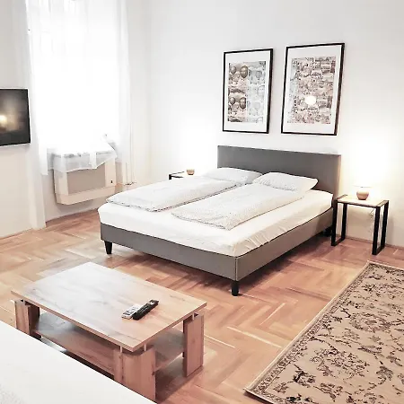 Luxury New Cozy Flat At Dob Street Nearby Gozsdu Court * בודפשט