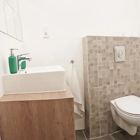 Διαμέρισμα Luxury New Cozy Flat At Dob Street Nearby Gozsdu Court