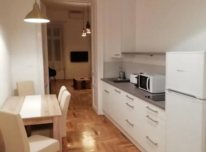 公寓 Luxury New Cozy Flat At Dob Street Nearby Gozsdu Court *